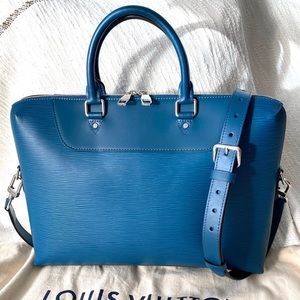 Like New PDV Laptop bag